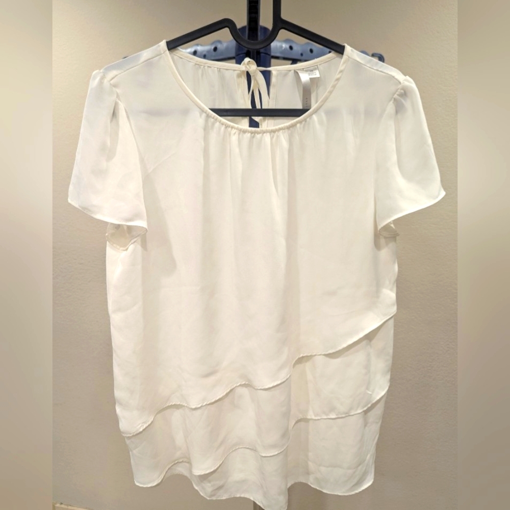 LC Lauren Conrad 3 Tiered Blouse Women's XS Off White